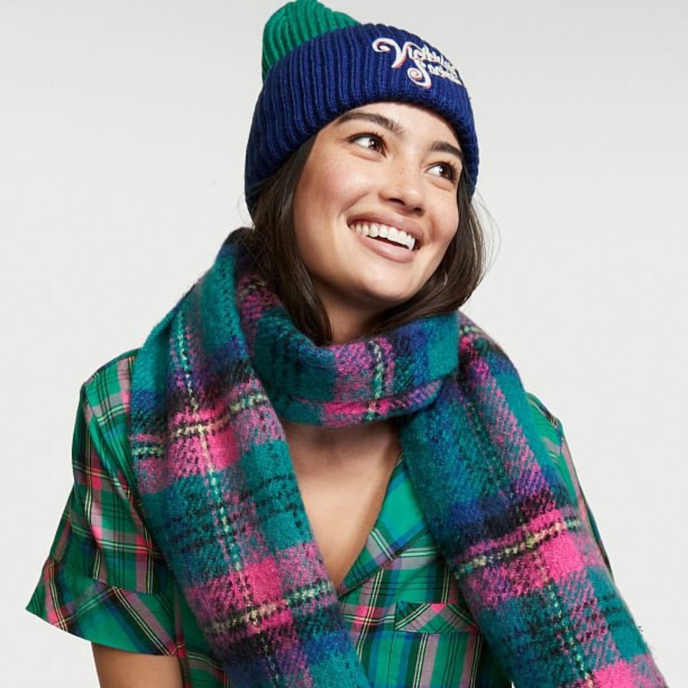 Victoria's Secret Green/Blue Colorblock Beanie